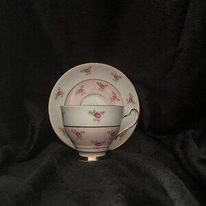 Vintage Elizabethan Taylor and Kent Roses Teacup and Saucer Set
